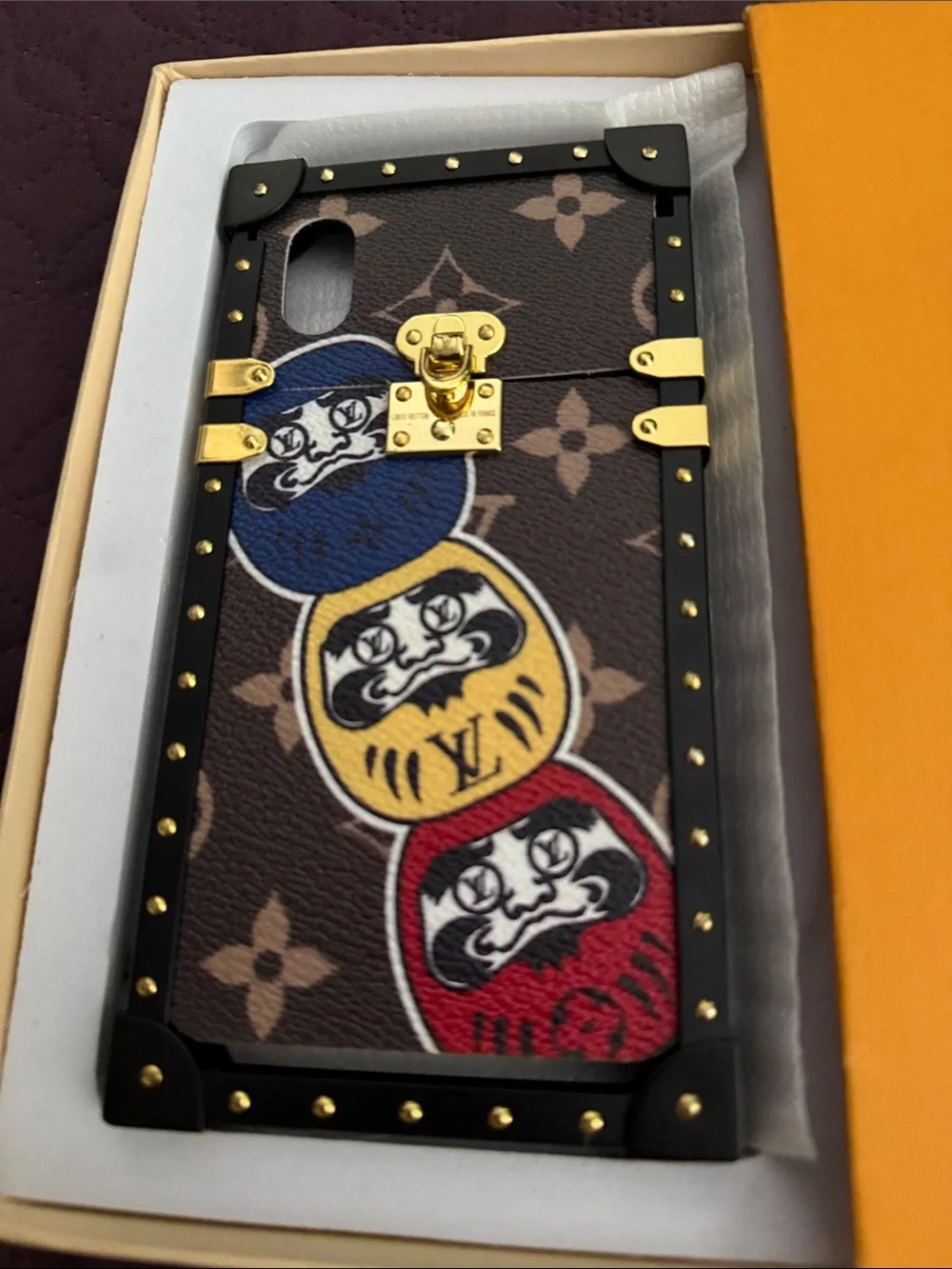 NIB IPhone Trunk Case,